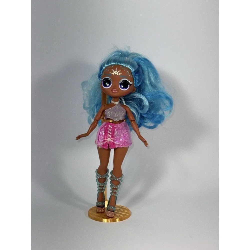 LOL Suprise OMG Queens Splash Beauty 10